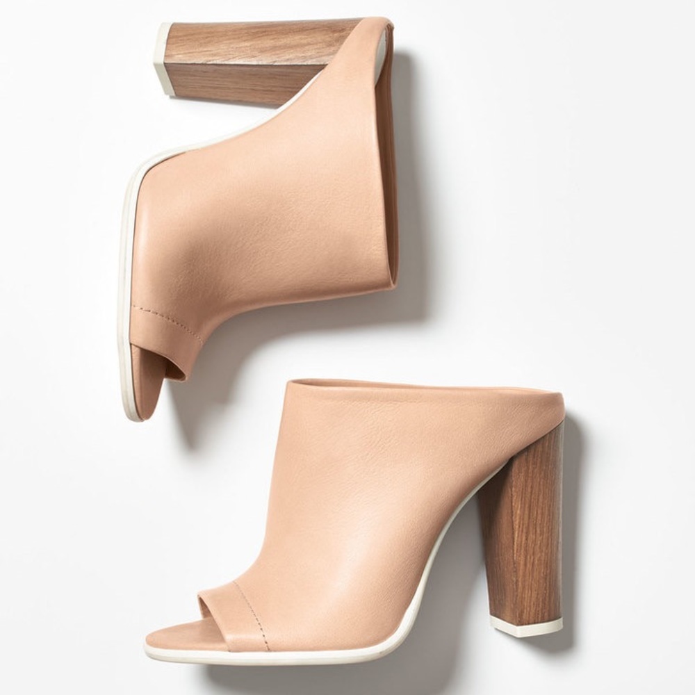Vince Allison open toe leather slide mule heels 39 8 nude wood heel
